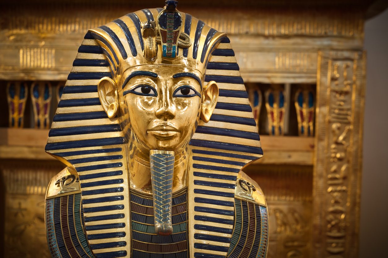 The Secrets of the Golden Mask: Tutankhamun Astonishes the World